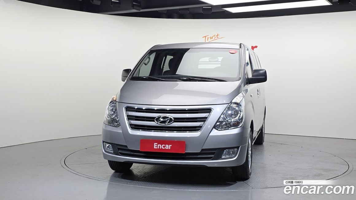 Hyundai Starex 2016
