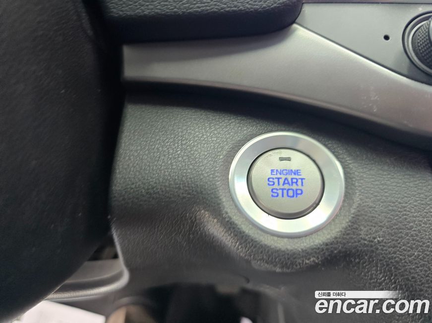 Hyundai AVANTE 2017