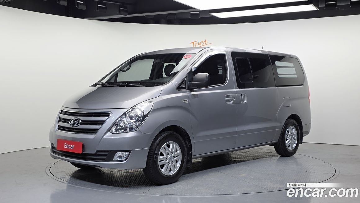 Hyundai Starex 2016