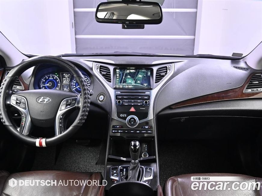 Hyundai Grandeur 2015