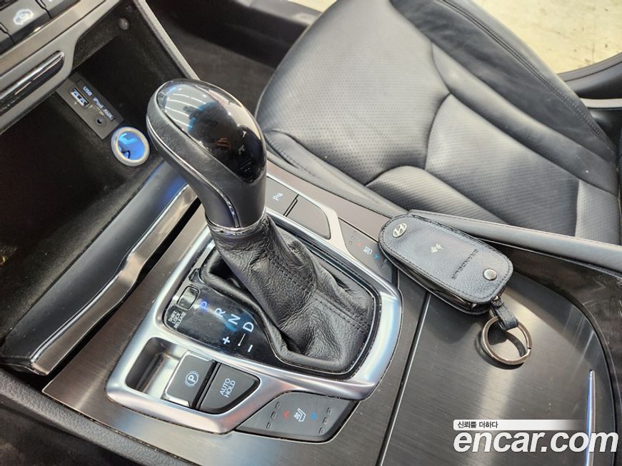 Hyundai Grandeur 2016