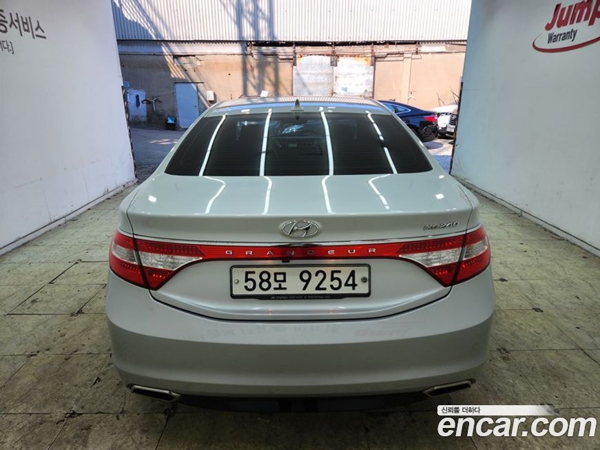Hyundai Grandeur 2016