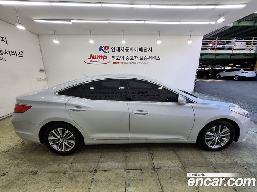 Hyundai Grandeur 2016
