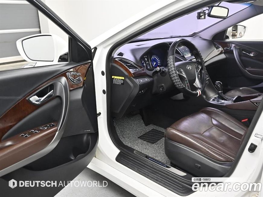 Hyundai Grandeur 2015