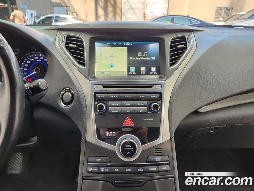 Hyundai Grandeur 2016