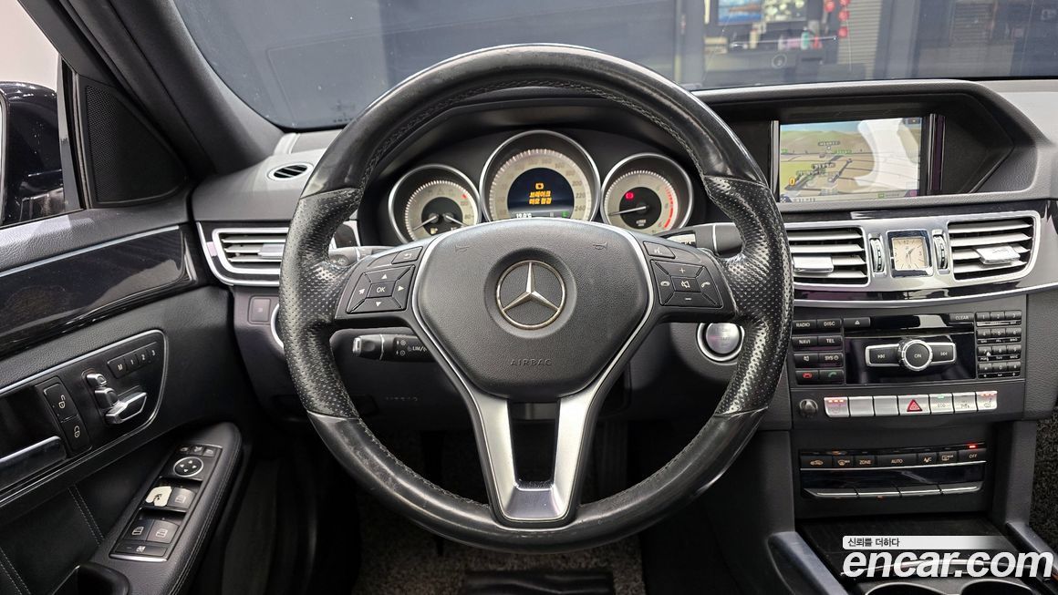 Mercedes-Benz E-Class 2015