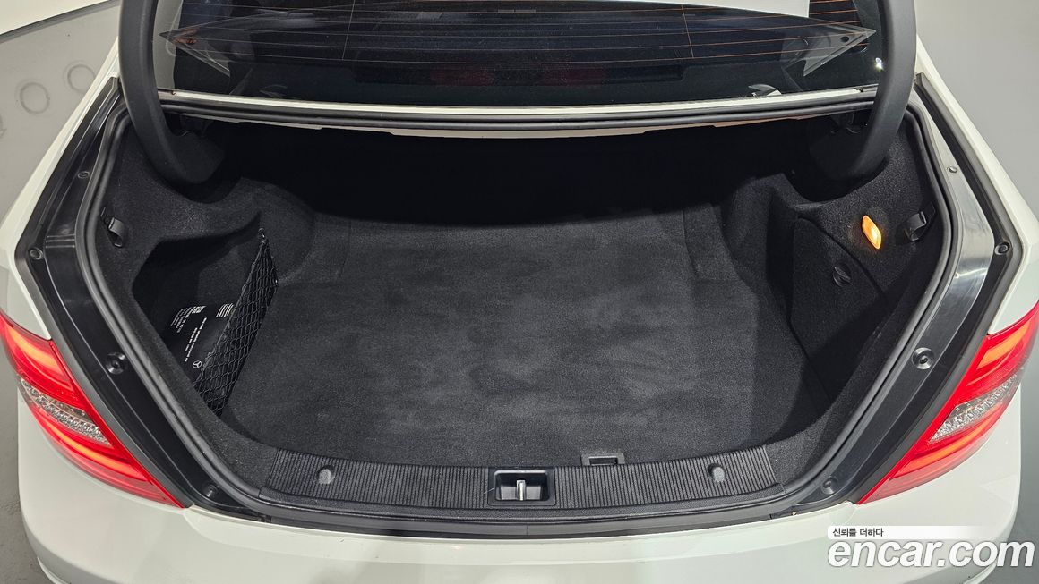 Mercedes-Benz C-Class 2013