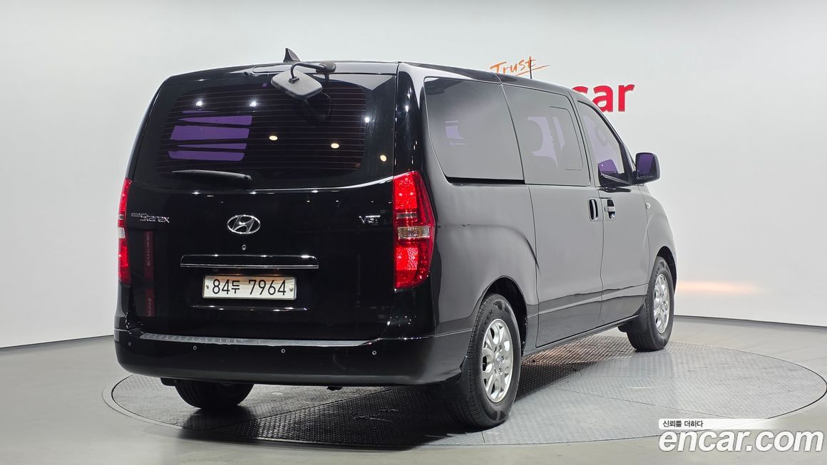 Hyundai Starex 2016