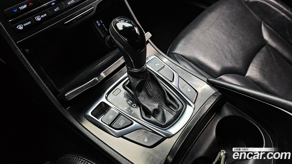 Hyundai Grandeur 2016