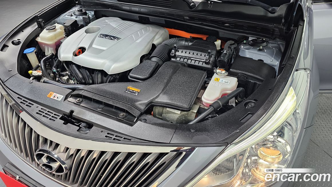 Hyundai Grandeur 2016