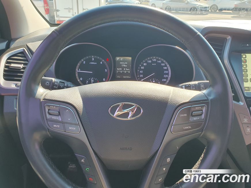 Hyundai Santafe 2016