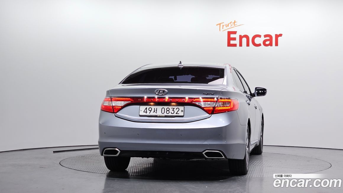 Hyundai Grandeur 2016