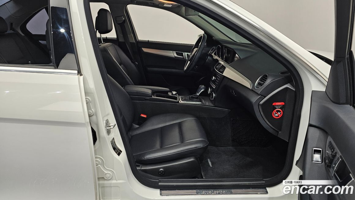 Mercedes-Benz C-Class 2013