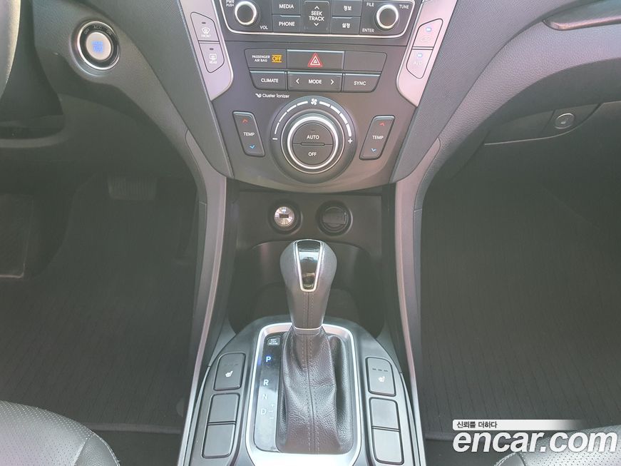 Hyundai Santafe 2016