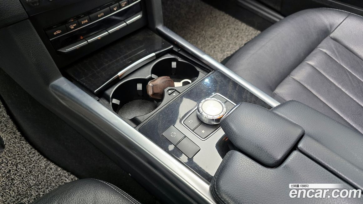 Mercedes-Benz E-Class 2015