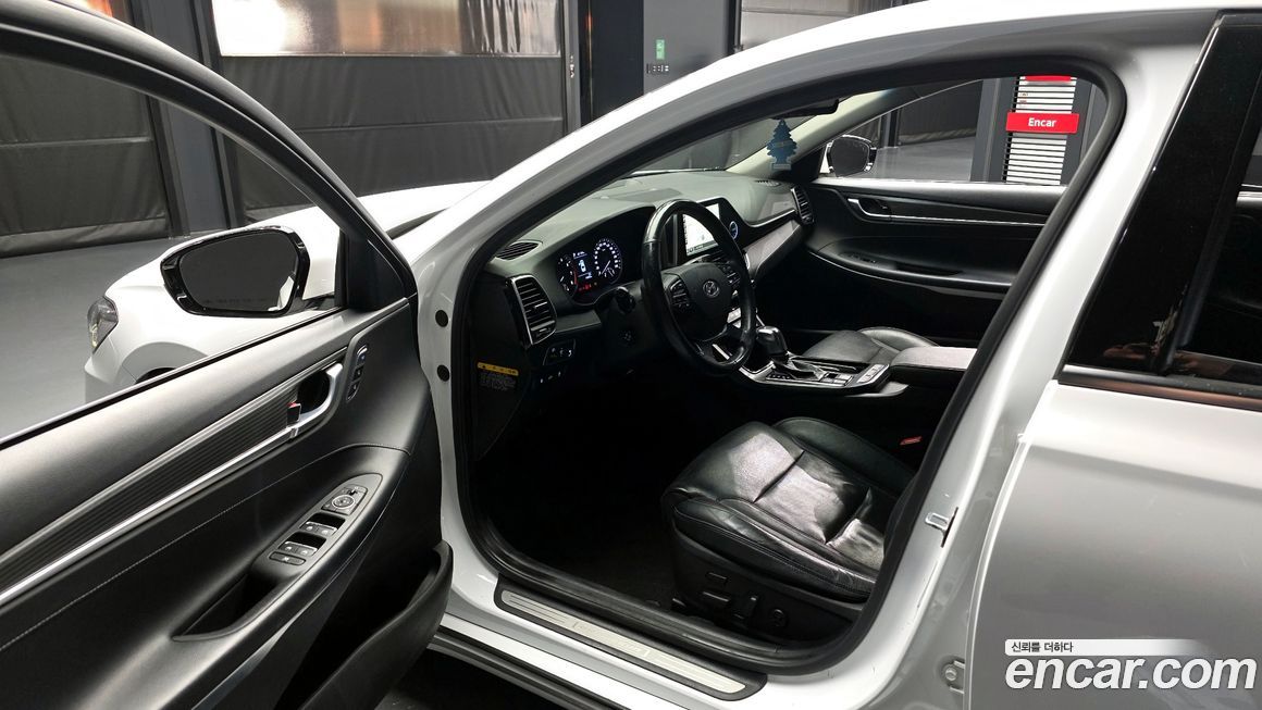 Hyundai Grandeur 2017