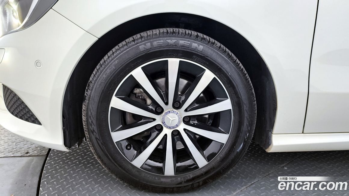 Mercedes-Benz A-Class 2014