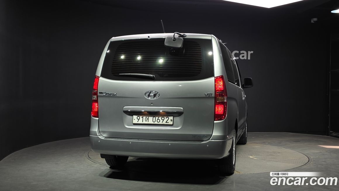 Hyundai Starex 2021