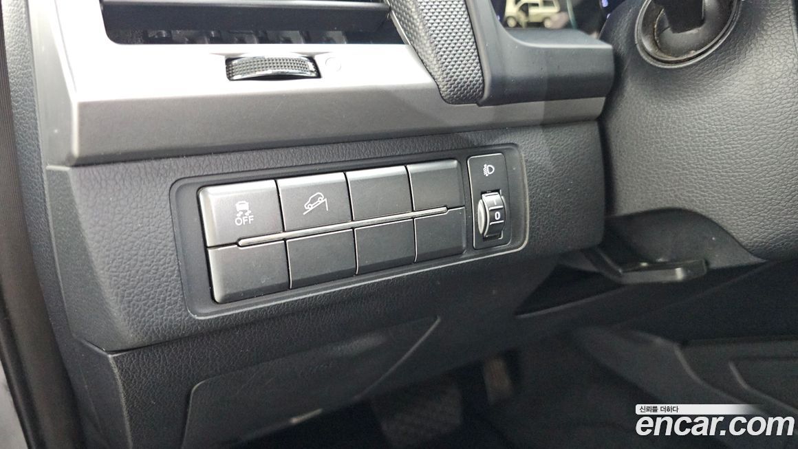 KG_Mobility_Ssangyong Rexton 2019