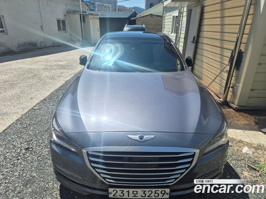 Hyundai Genesis 2015