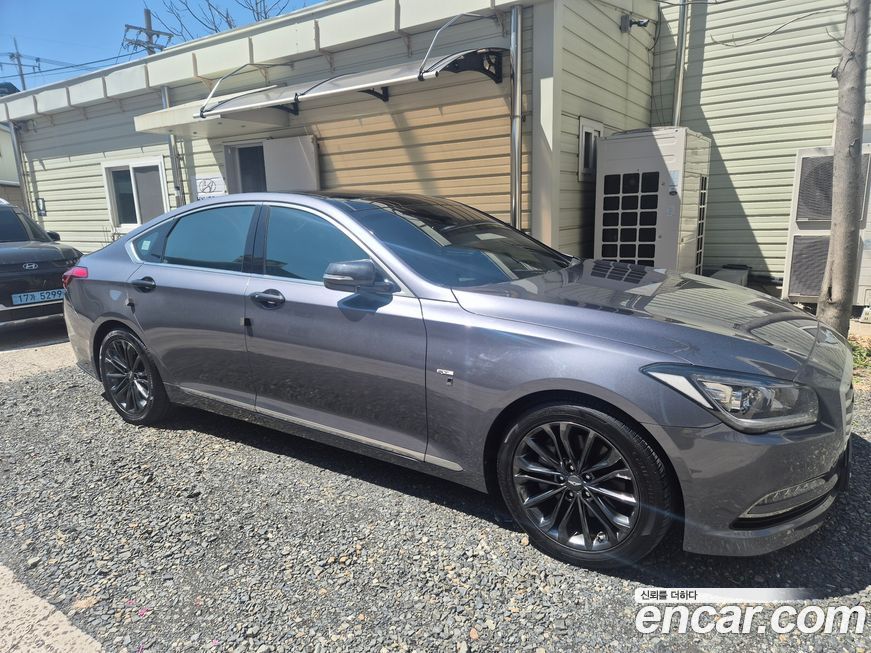 Hyundai Genesis 2015