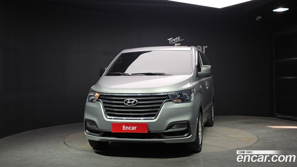 Hyundai Starex 2021