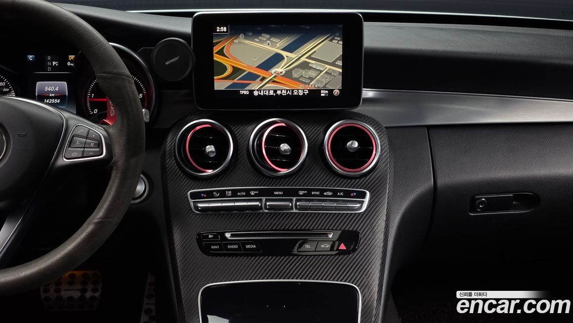 Mercedes-Benz C-Class 2016