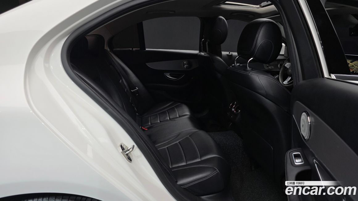 Mercedes-Benz C-Class 2016