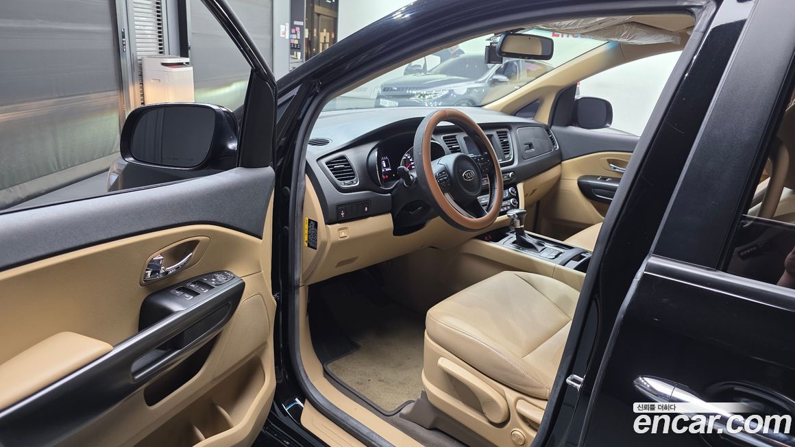 Kia Canival 2018