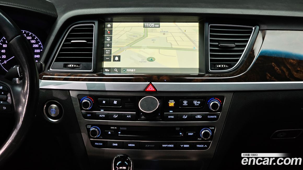 Hyundai Genesis 2016