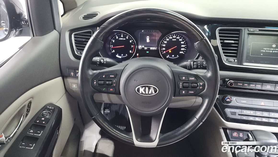 Kia Canival 2017