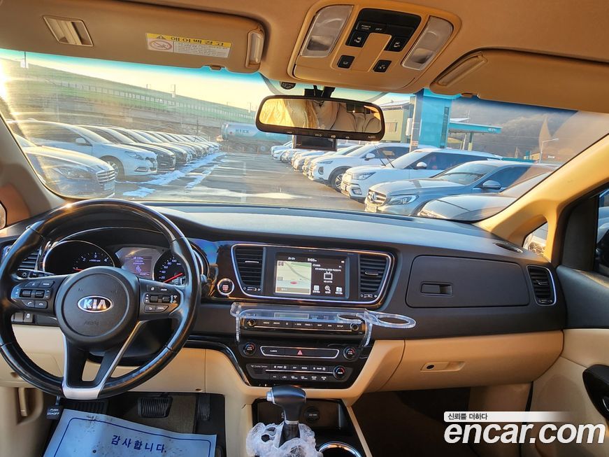 Kia Canival 2019