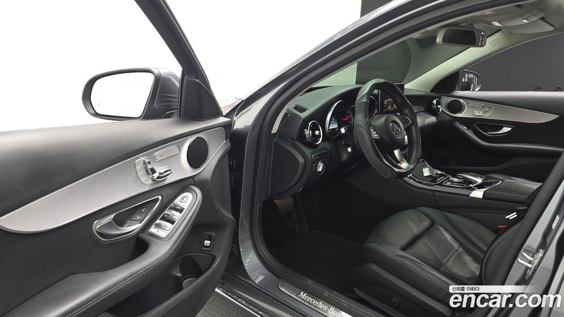 Mercedes-Benz C-Class 2017