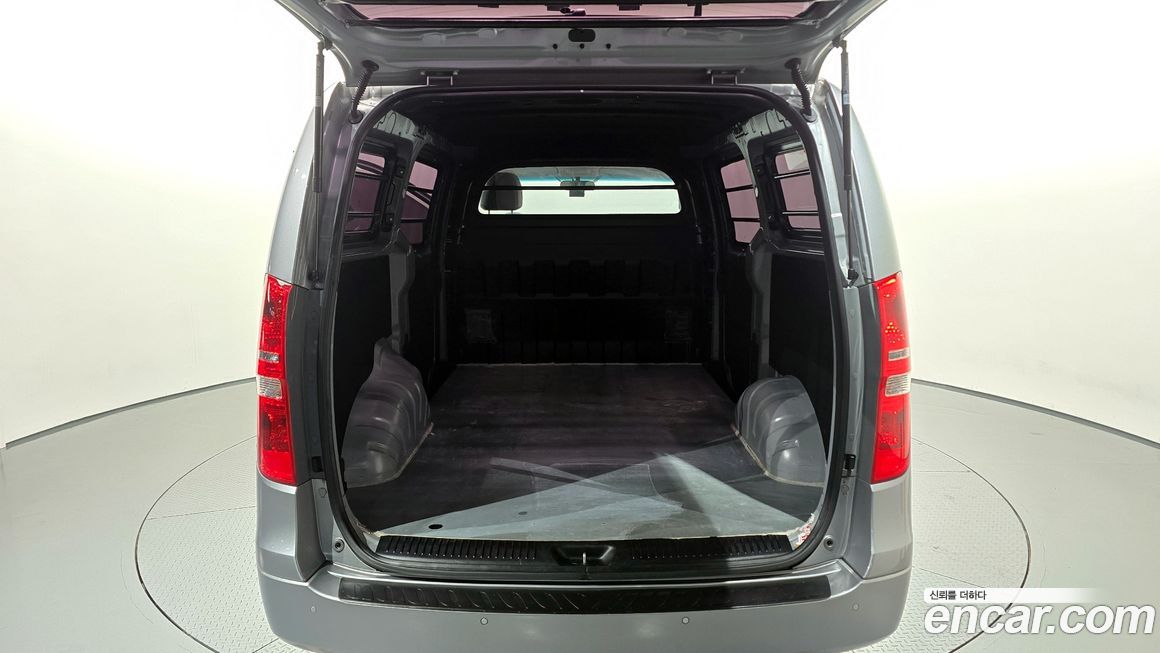 Hyundai Starex 2018