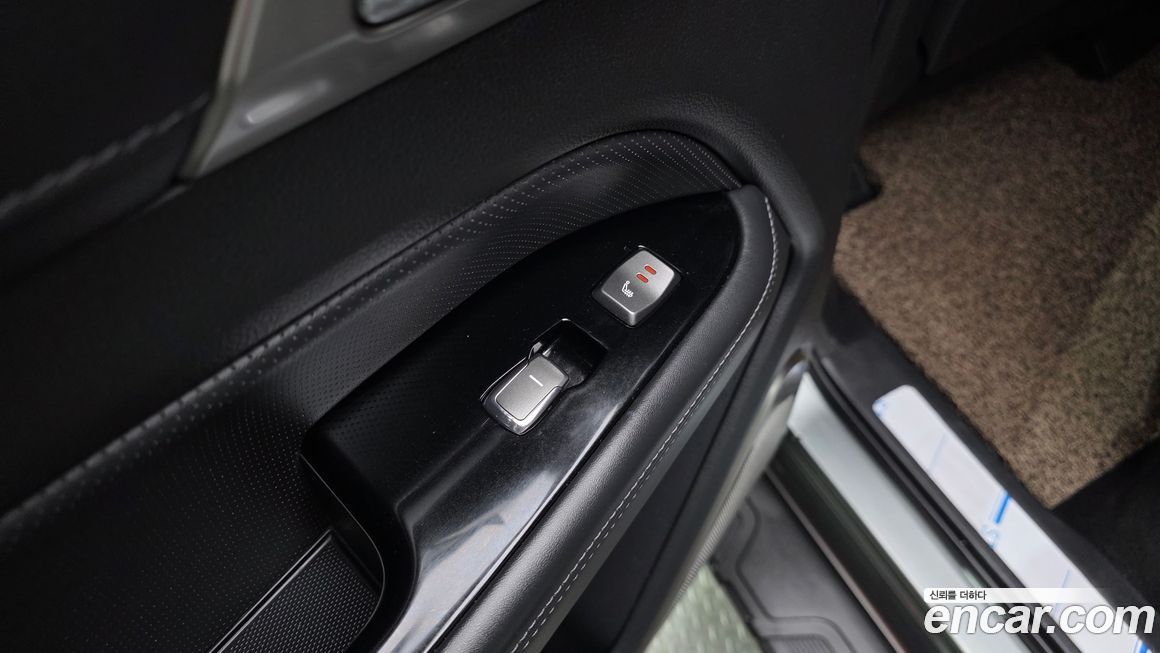 KG_Mobility_Ssangyong Rexton 2019