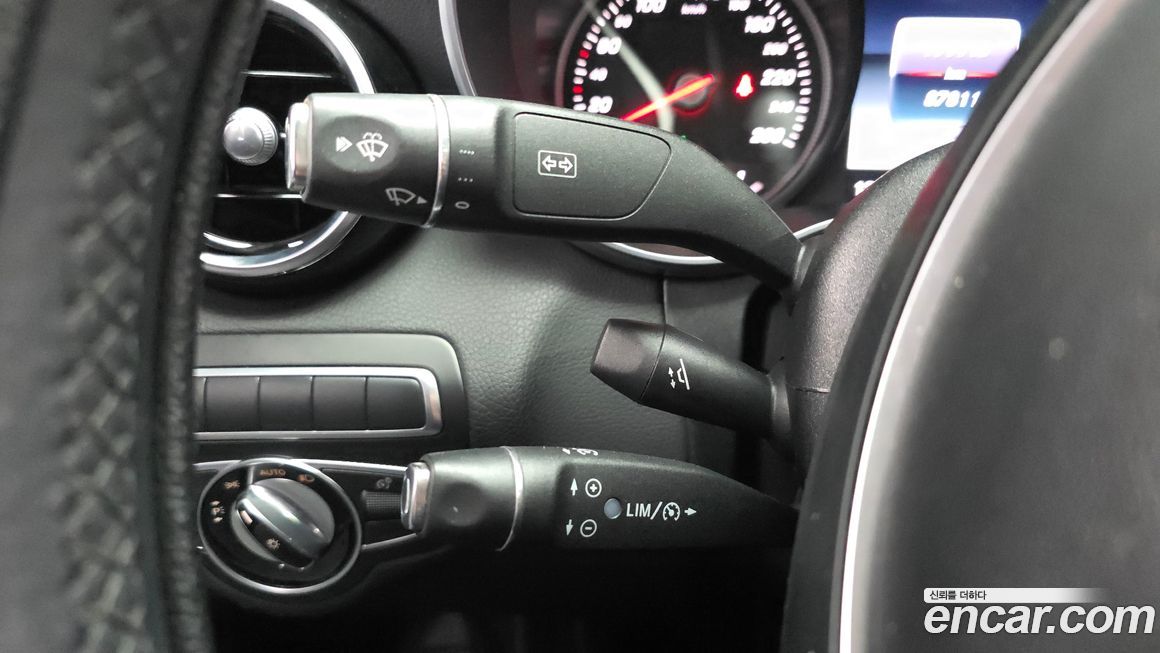 Mercedes-Benz C-Class 2017