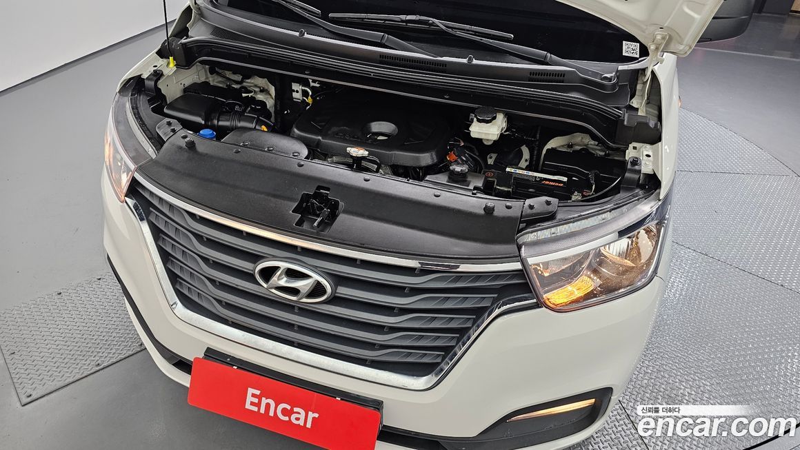 Hyundai Starex 2021