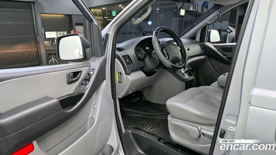 Hyundai Starex 2018