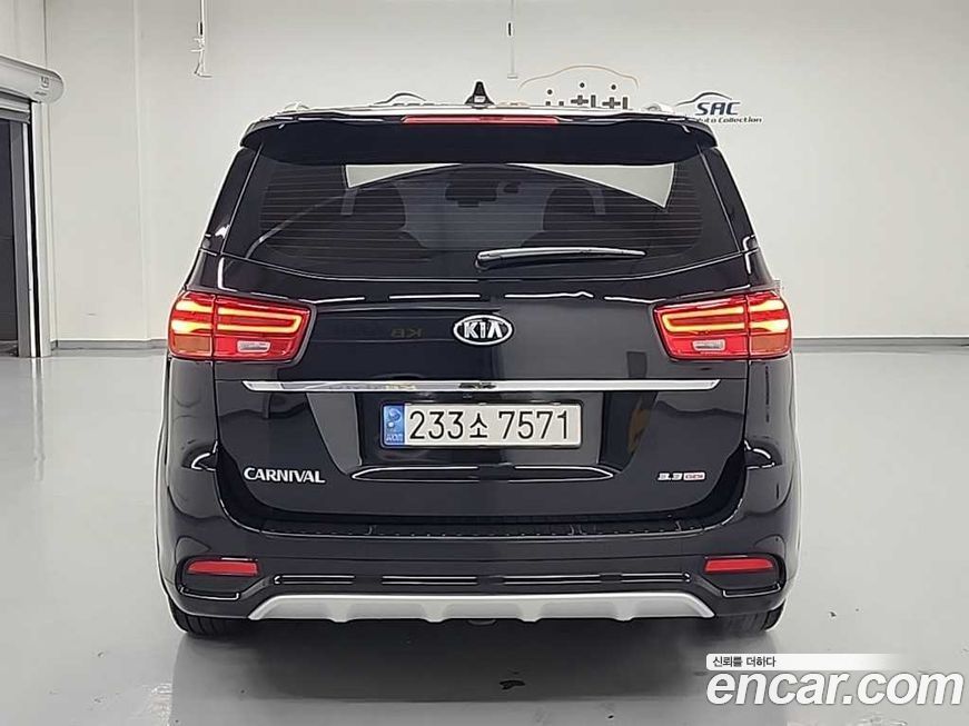 Kia Canival 2019