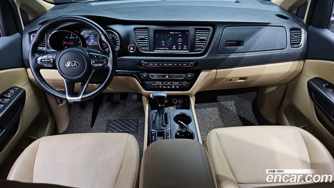 Kia Canival 2019