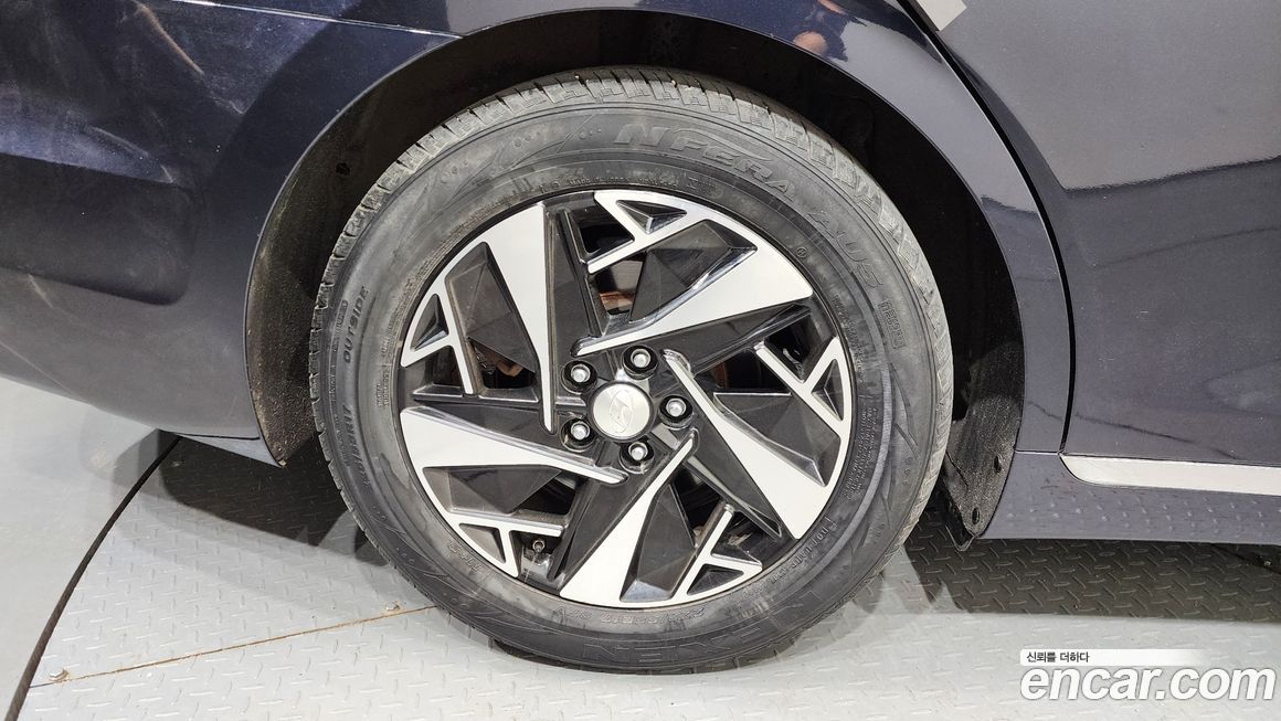 Hyundai Grandeur 2021