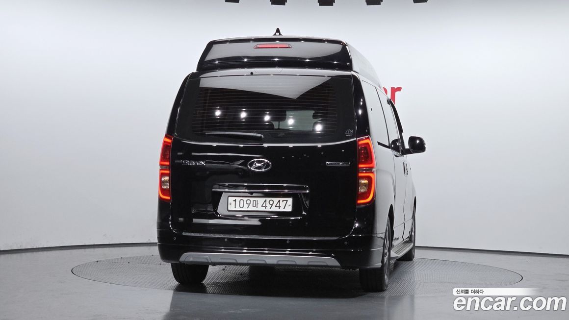 Hyundai Starex 2019
