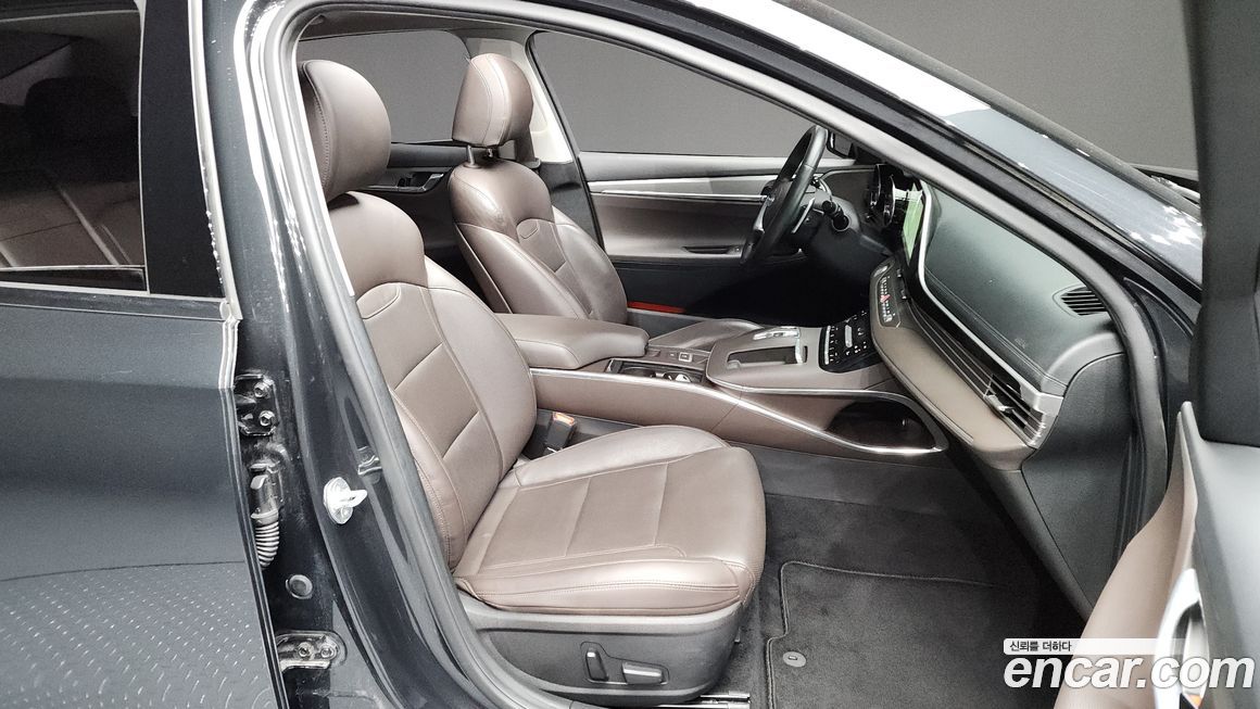 Hyundai Grandeur 2021