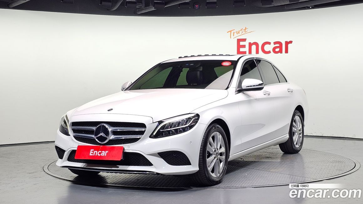 Mercedes-Benz C-Class 2019