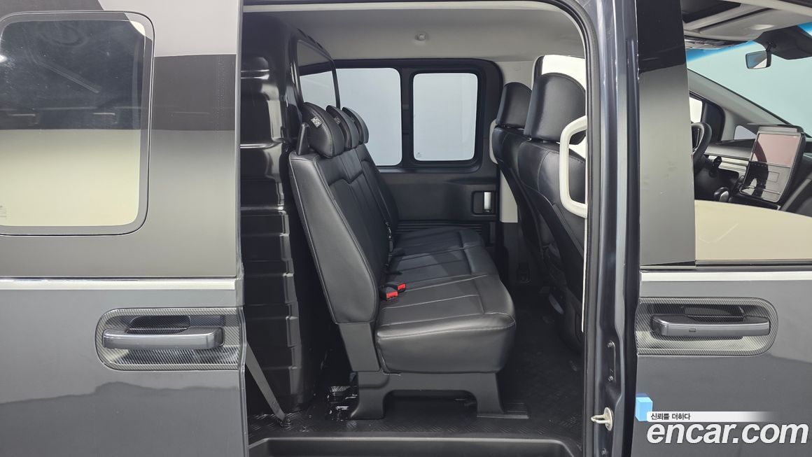 Hyundai Staria 2023