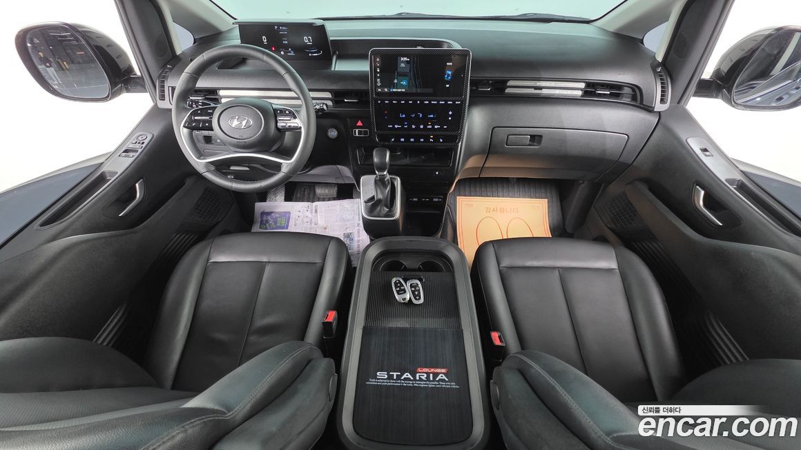 Hyundai Staria 2023