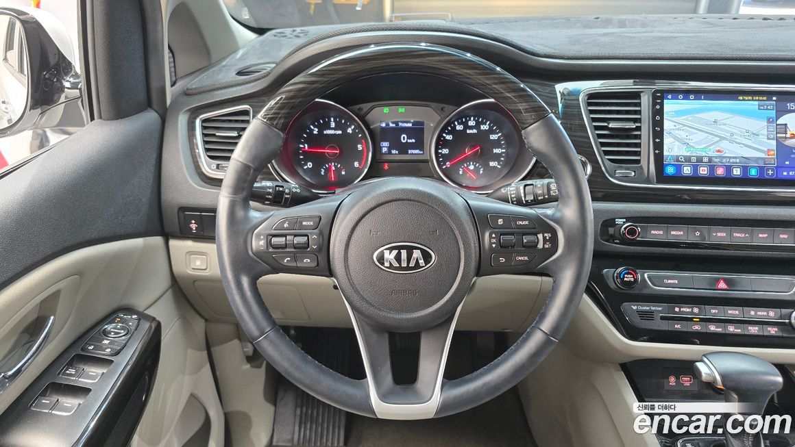 Kia Canival 2019