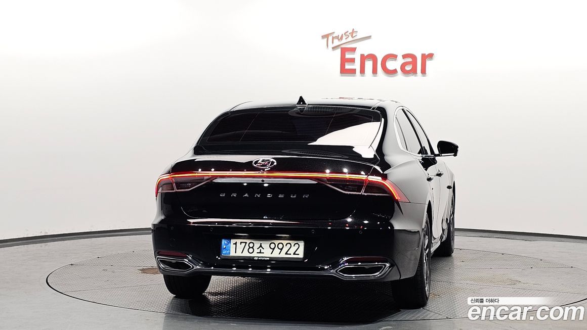 Hyundai Grandeur 2021