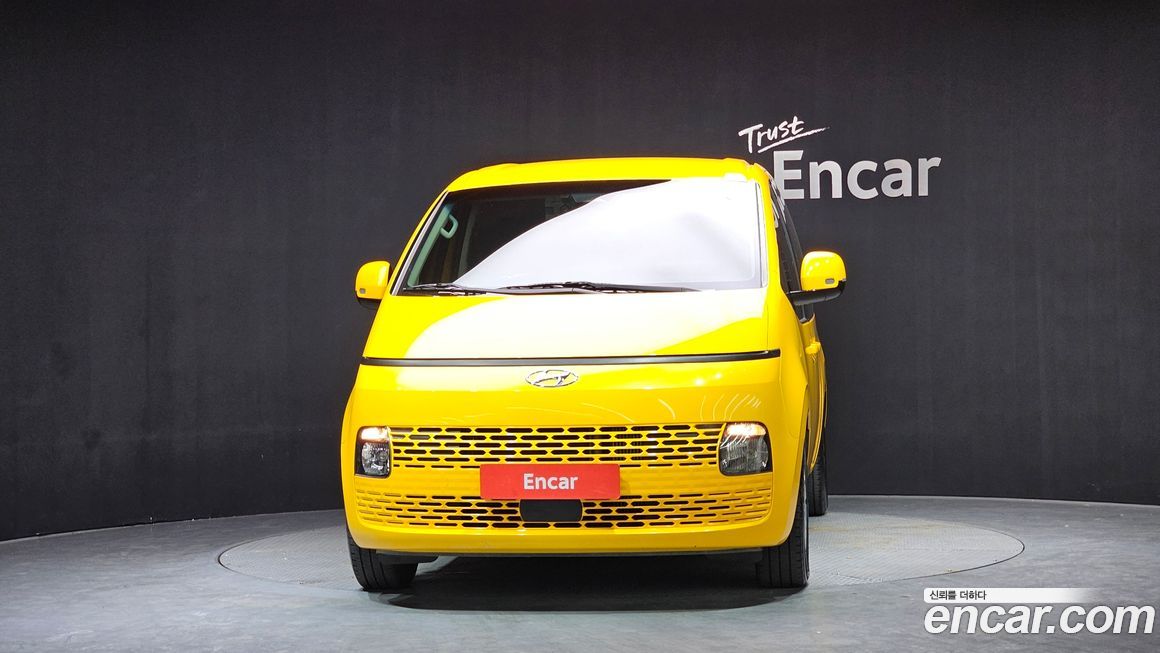 Hyundai Staria 2023