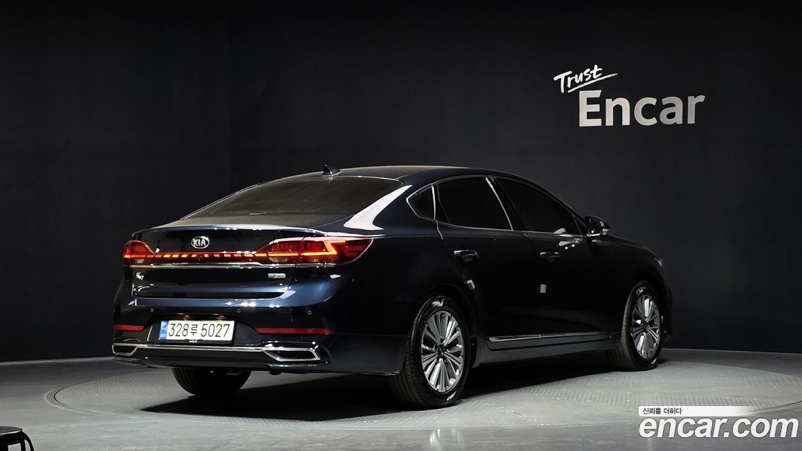 Kia K7 2021
